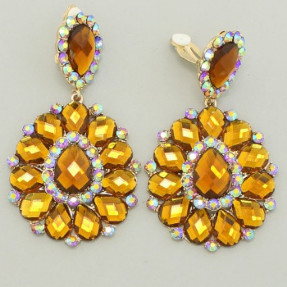 CHANDELIER STONE CLIP EARRING